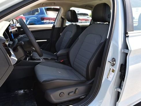 New 2026 Volkswagen Jetta SE FWD image 20