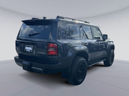 Used 2025 Toyota Land Cruiser w/ Premium Package image 7