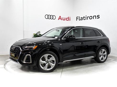Certified 2025 Audi Q5 2.0T Premium Plus image 6