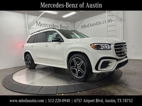 Used 2025 Mercedes-Benz GLS 450 4MATIC image 1