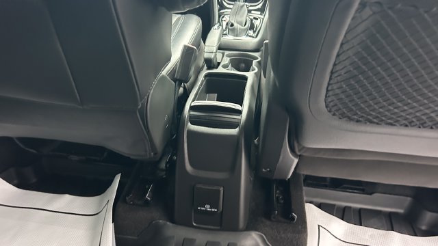 Certified 2019 Buick Encore Essence AWD/4WD image 47