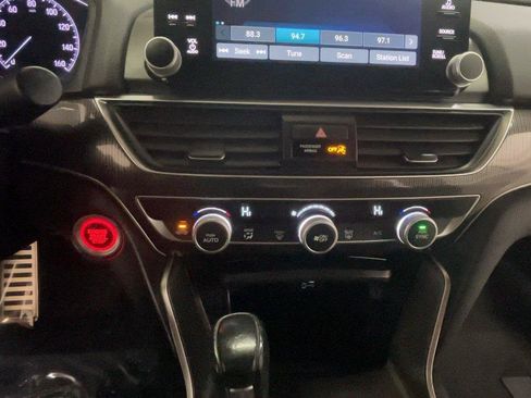 Used 2020 Honda Accord Sport image 38
