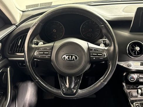 Used 2019 Kia Stinger Premium image 20