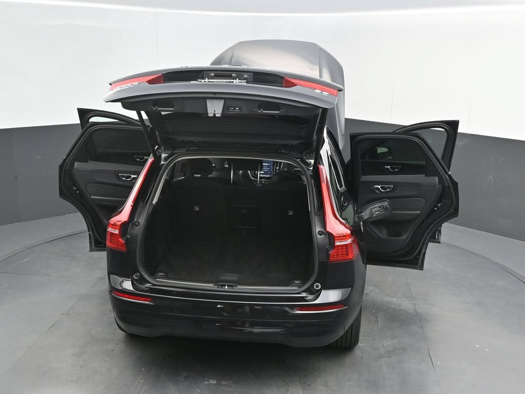 Used 2023 Volvo XC60 B5 Core w/ Climate Package FWD image 40