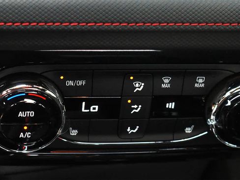 New 2026 Chevrolet TrailBlazer RS w/ Convenience Package AWD/4WD image 20