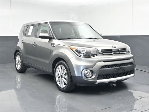 Used 2019 Kia Soul + FWD image 1