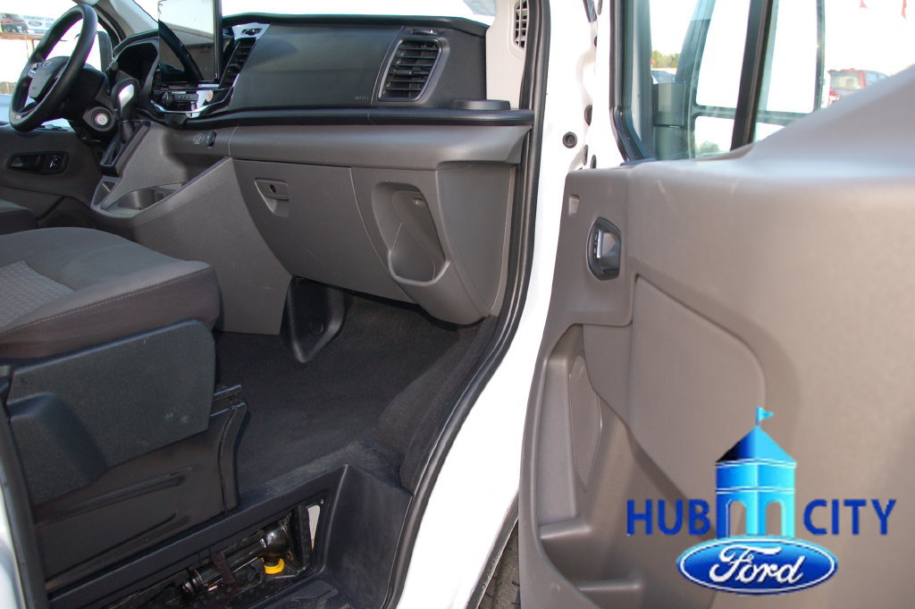 Used 2024 Ford Transit 350 XLT RWD image 15