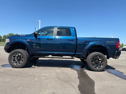 Used 2022 RAM 2500 Laramie AWD/4WD image 15