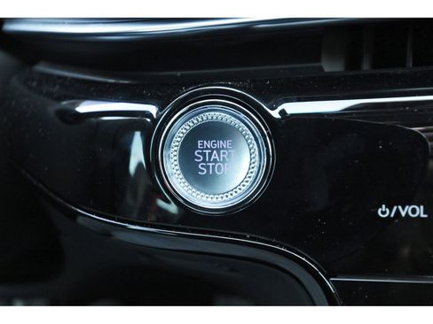 Used 2025 Genesis G80 2.5T Sport Prestige image 29