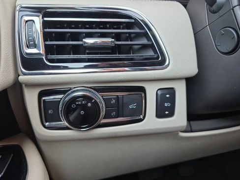 Used 2018 Lincoln Navigator Reserve w/ Technology Package AWD/4WD image 21