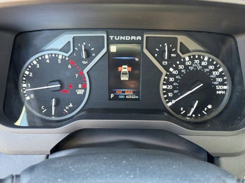 Used 2023 Toyota Tundra Limited image 15
