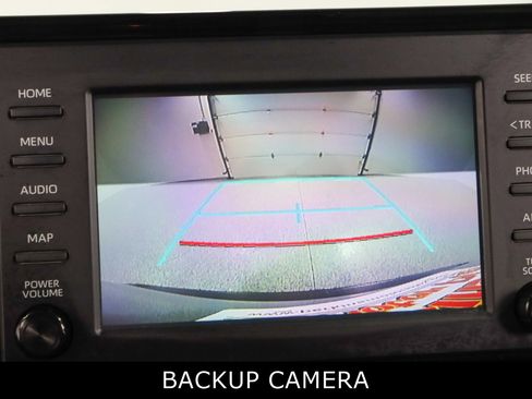 Used 2019 Toyota RAV4 XLE image 18