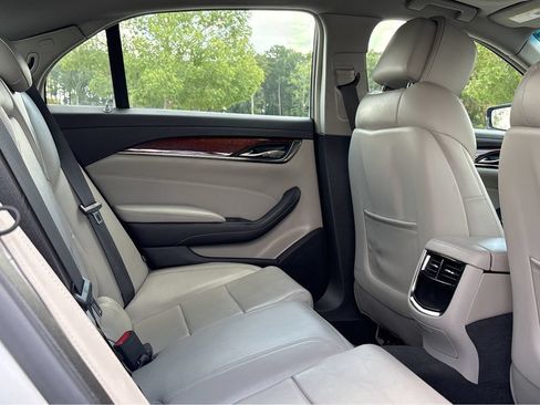 Used 2014 Cadillac CTS Luxury RWD image 25