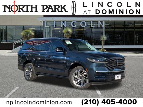 New 2025 Lincoln Navigator Reserve image 1