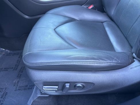 Used 2020 Toyota Highlander Limited image 13