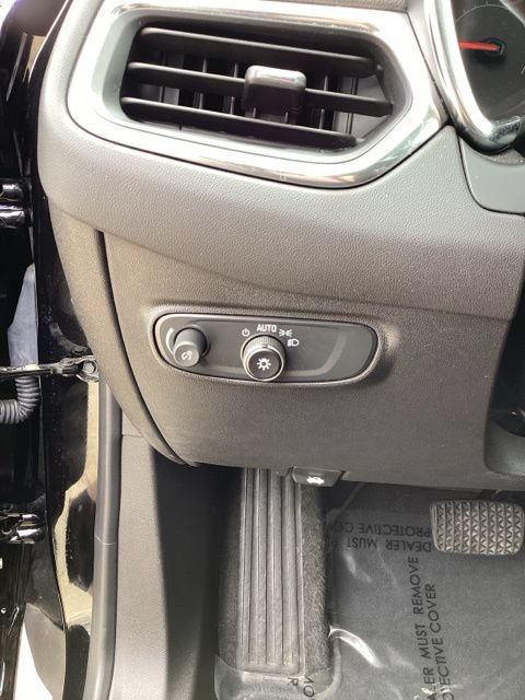 Used 2024 Chevrolet Equinox LT AWD/4WD image 13