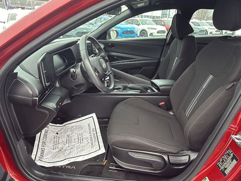 Used 2025 Hyundai Elantra Sport image 24