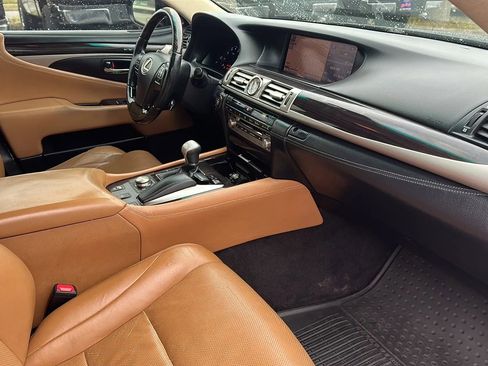 Used 2013 Lexus LS 460 L image 12