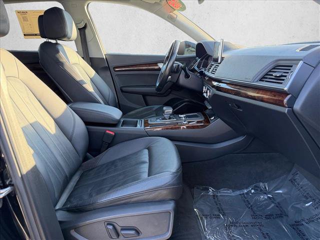 Used 2018 Audi Q5 2.0T Premium Plus w/ Premium Plus Package AWD/4WD image 24