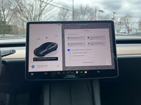 Used 2023 Tesla Model 3 Standard Range image 23