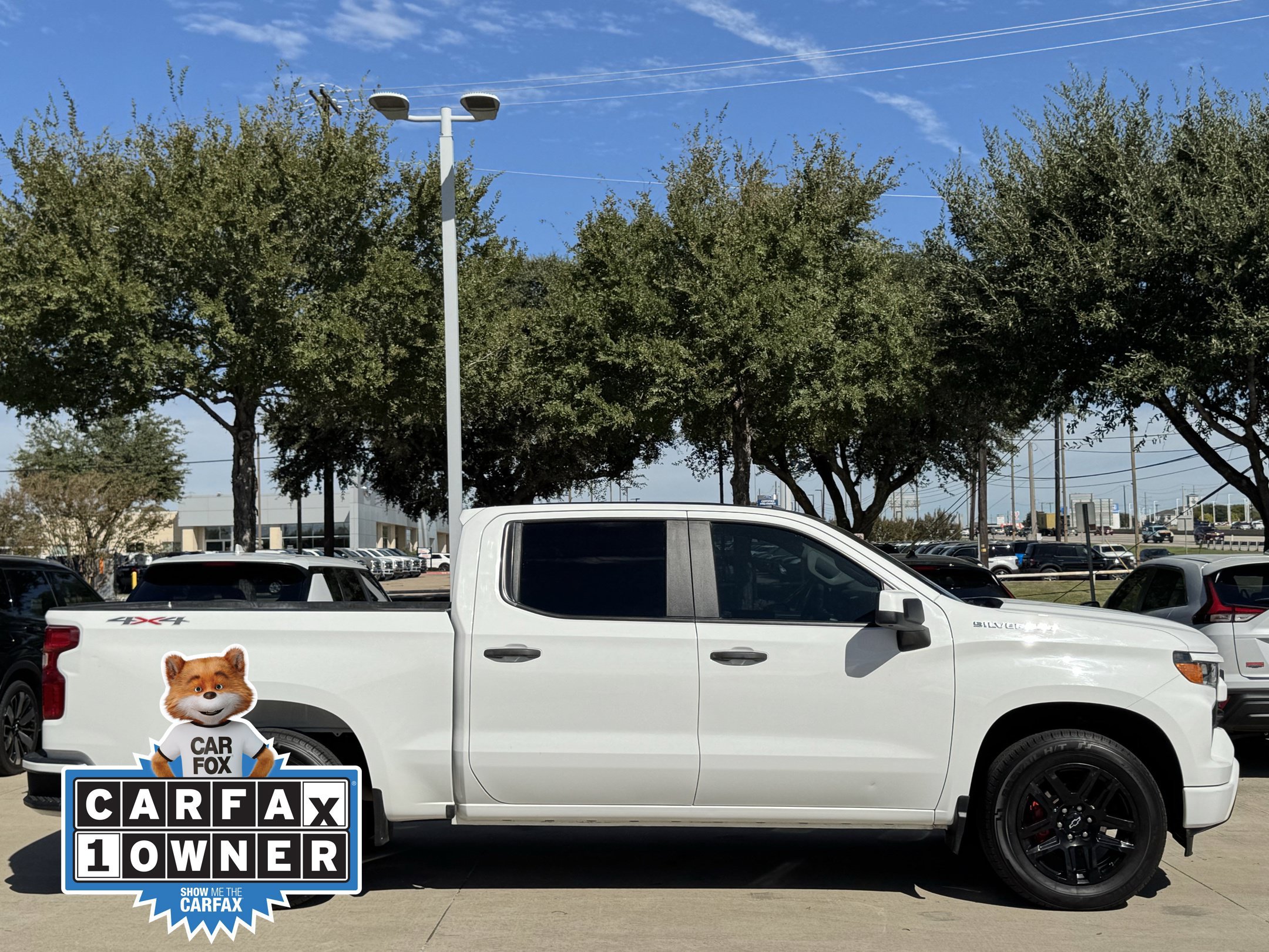 Used 2022 Chevrolet Silverado 1500 Custom AWD/4WD image 3