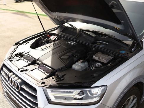 Used 2018 Audi Q7 3.0T Premium Plus w/ Premium Plus Package image 61