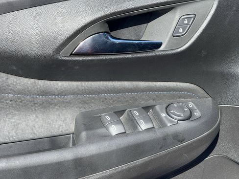 Used 2024 Buick Envista Sport Touring w/ Convenience I Package image 16