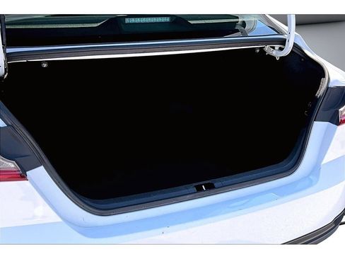 Used 2025 Toyota Camry LE FWD image 40