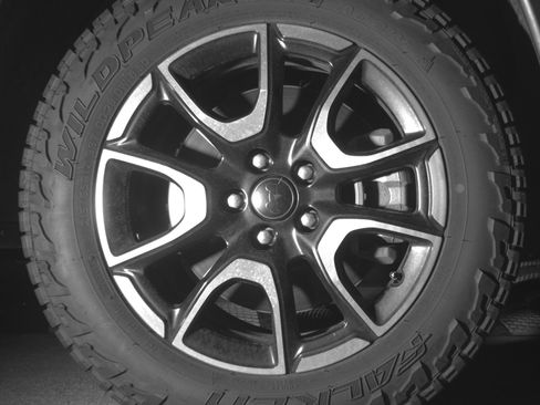 Used 2025 Jeep Compass Trailhawk AWD/4WD image 13