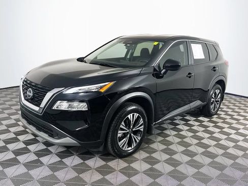 Used 2023 Nissan Rogue SV FWD image 4