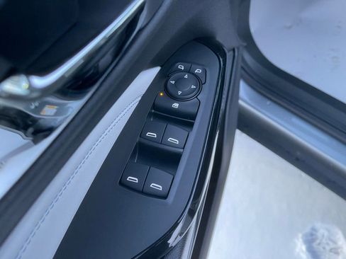 New 2026 Chevrolet Trax LT w/ Driver Confidence Package image 10