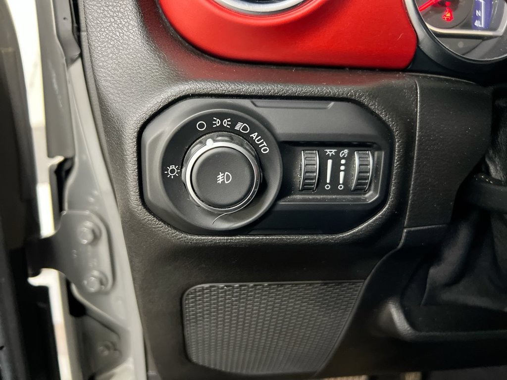 Used 2019 Jeep Wrangler Unlimited Rubicon AWD/4WD image 19