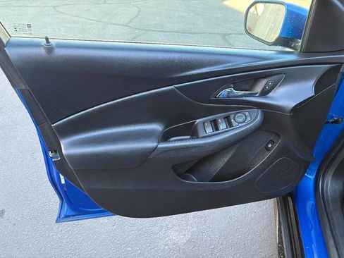 Used 2018 Chevrolet Volt LT w/ LT Driver Confidence Package image 11