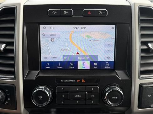 Used 2019 Ford F150 Lariat AWD/4WD image 23