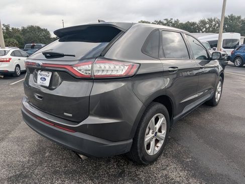 Used 2018 Ford Edge SE image 5