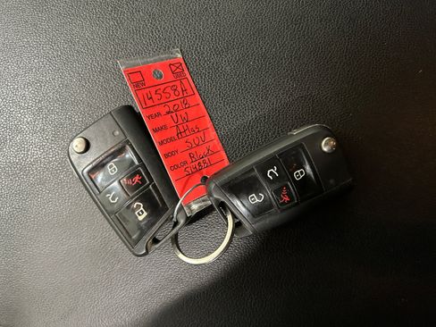 Used 2018 Volkswagen Atlas Launch Edition AWD/4WD image 35