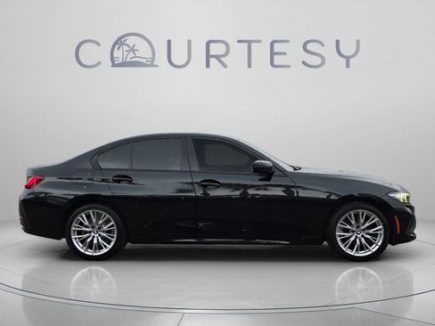 Used 2023 BMW 330i Sedan w/ Driving Assistance Package RWD image 6