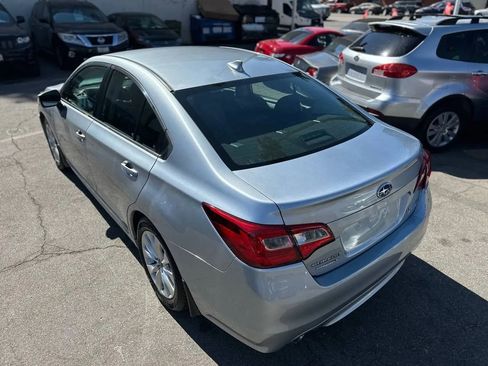 Used 2017 Subaru Legacy 2.5i Premium image 14