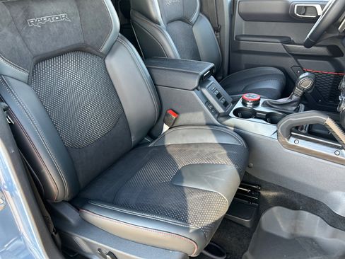 New 2025 Ford Bronco Raptor w/ Interior Carbon Fiber Pack AWD/4WD image 19
