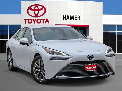 New 2025 Toyota Mirai XLE image 1