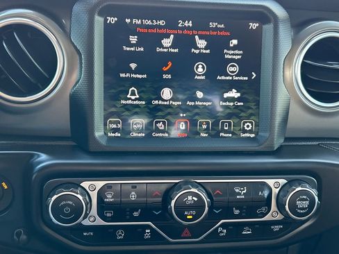 Used 2022 Jeep Gladiator Rubicon w/ LED Lighting Group image 12