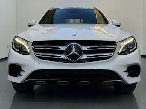 Used 2017 Mercedes-Benz GLC 300 4MATIC image 9