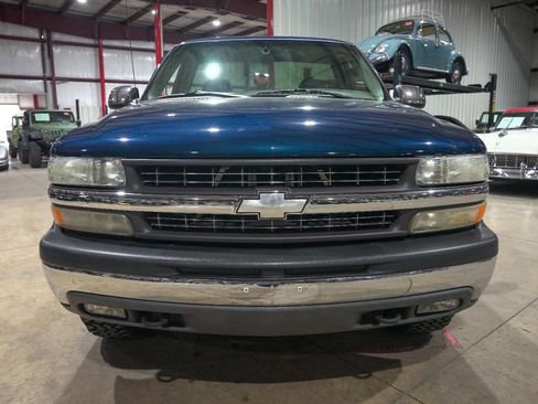 Used 2000 Chevrolet Silverado 1500 LS w/ Off-Road Chassis Pkg AWD/4WD image 13