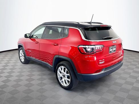 Used 2025 Jeep Compass Limited AWD/4WD image 5
