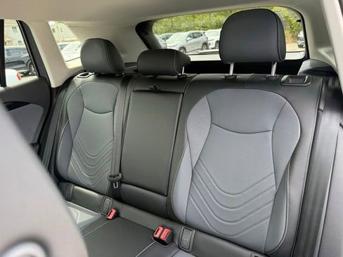 New 2026 Volkswagen Tiguan SE AWD/4WD image 13