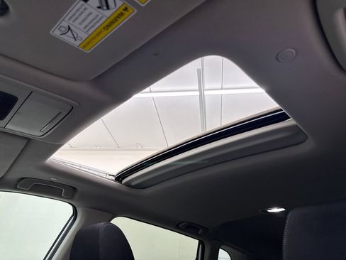 Used 2023 Honda CR-V EX image 21