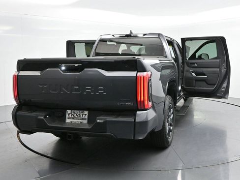 Used 2025 Toyota Tundra Platinum AWD/4WD image 42