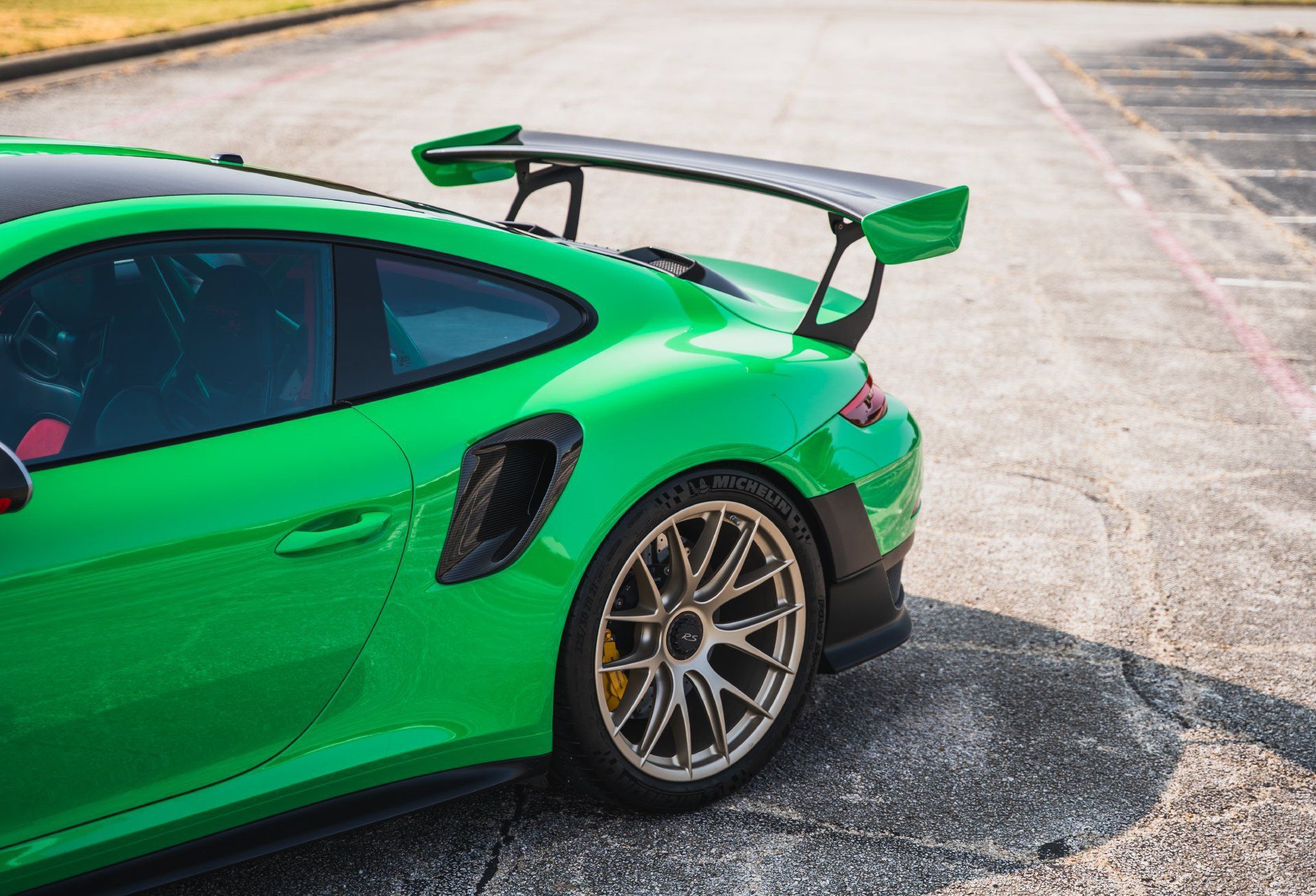 Used 2018 Porsche 911 GT2 RS RWD image 10