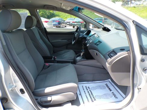 Used 2009 Honda Civic DX-VP image 23