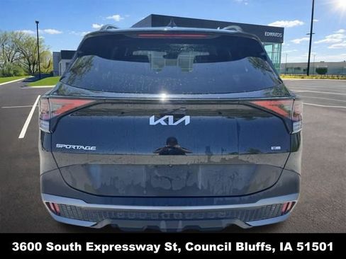 Used 2023 Kia Sportage X-Line w/ X-Line Premium Package AWD/4WD image 5